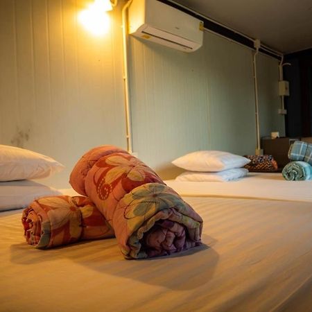 Beach Box Resort At Rimlay Rayong Ngoại thất bức ảnh