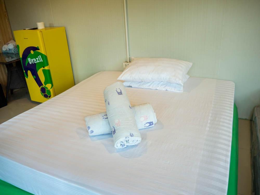 Beach Box Resort At Rimlay Rayong Ngoại thất bức ảnh
