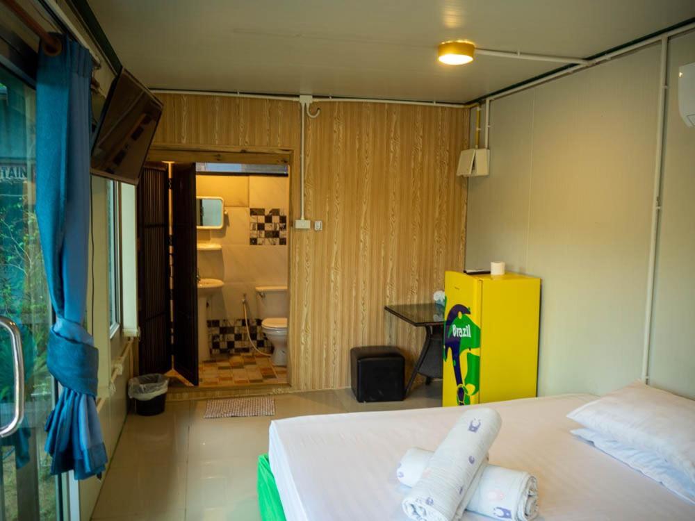 Beach Box Resort At Rimlay Rayong Ngoại thất bức ảnh