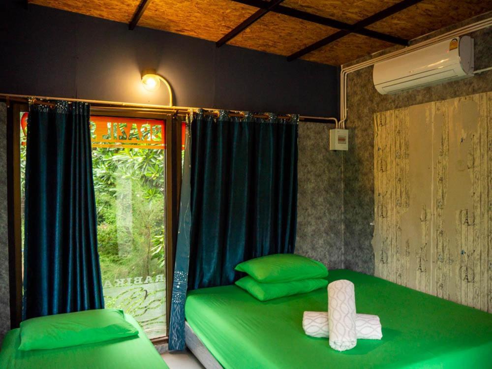 Beach Box Resort At Rimlay Rayong Ngoại thất bức ảnh