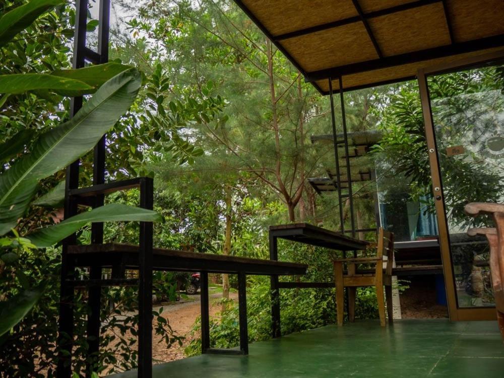 Beach Box Resort At Rimlay Rayong Ngoại thất bức ảnh