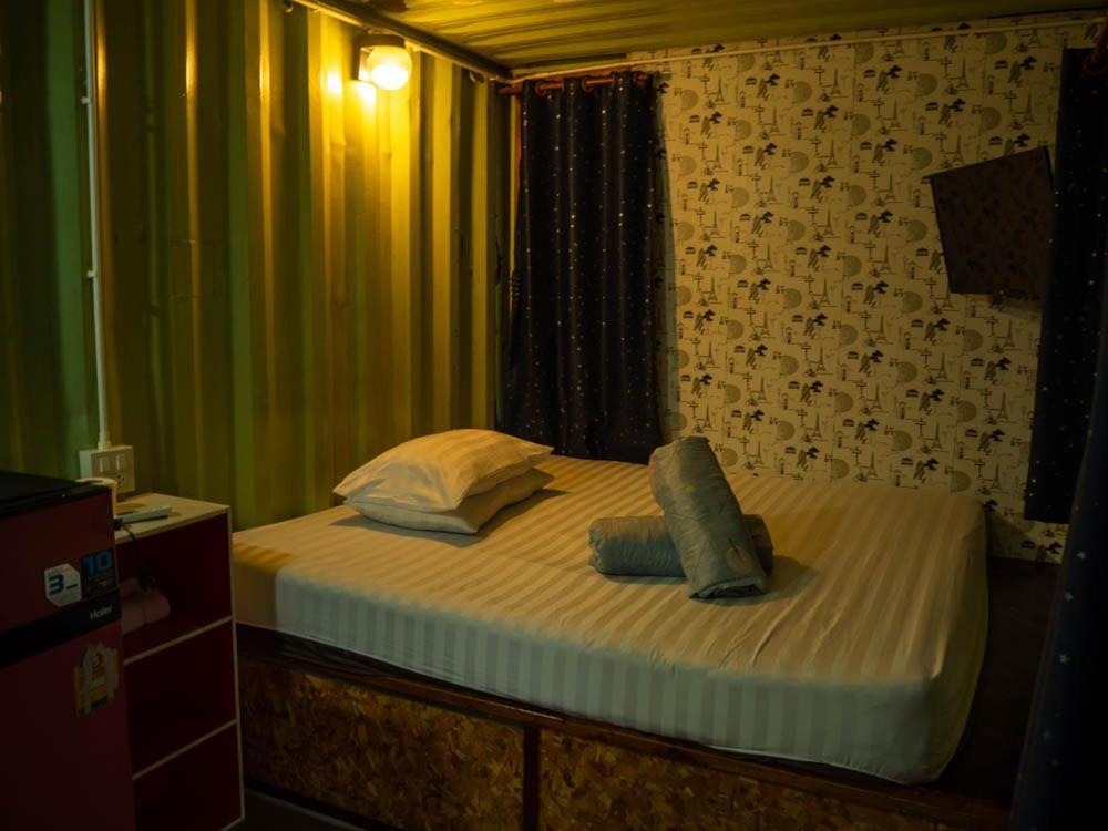 Beach Box Resort At Rimlay Rayong Ngoại thất bức ảnh