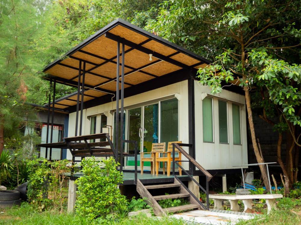 Beach Box Resort At Rimlay Rayong Ngoại thất bức ảnh